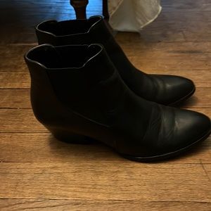 Ankle boots